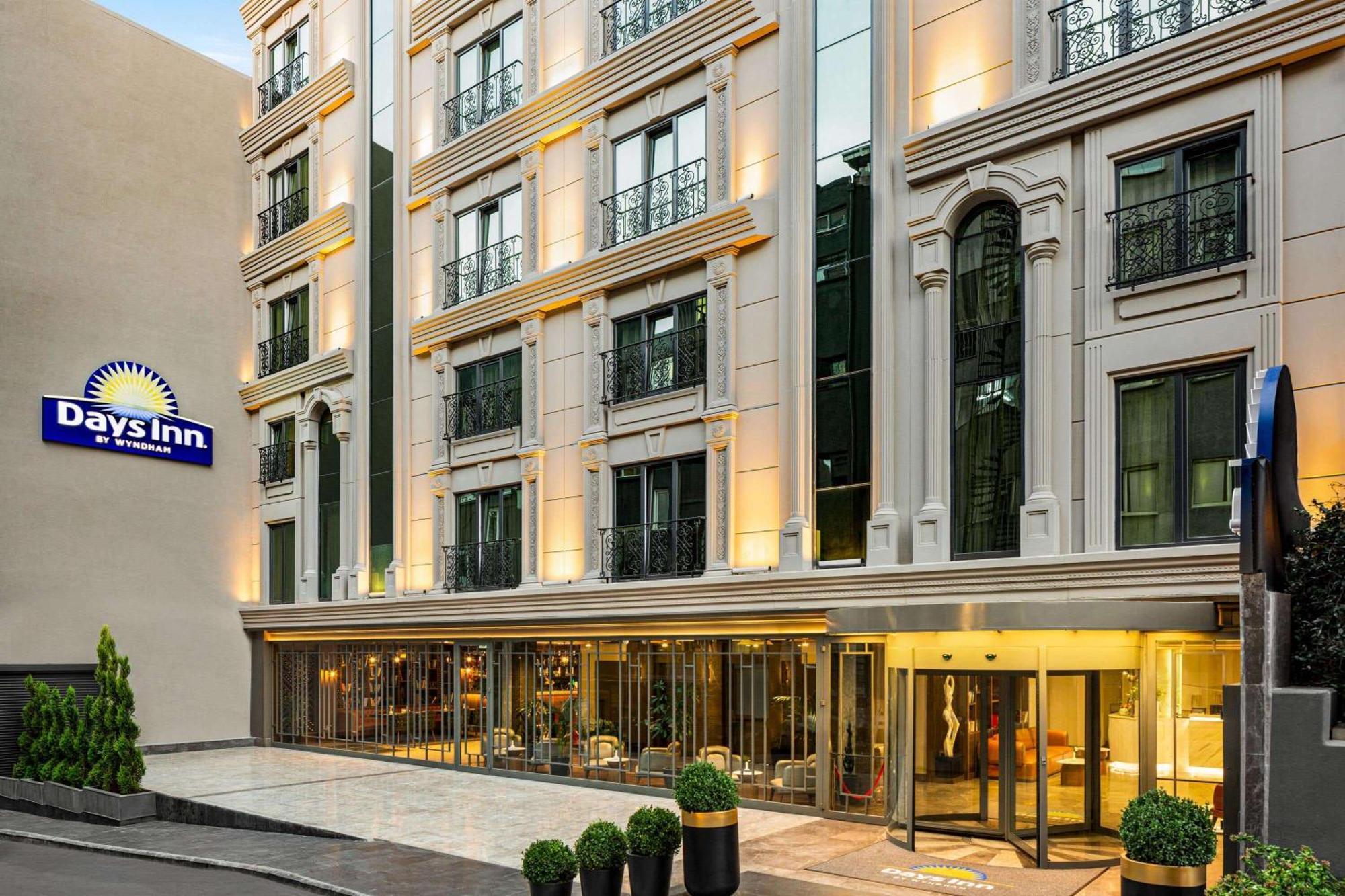 Days Inn By Wyndham Istanbul Bomonti Istambul Exterior foto