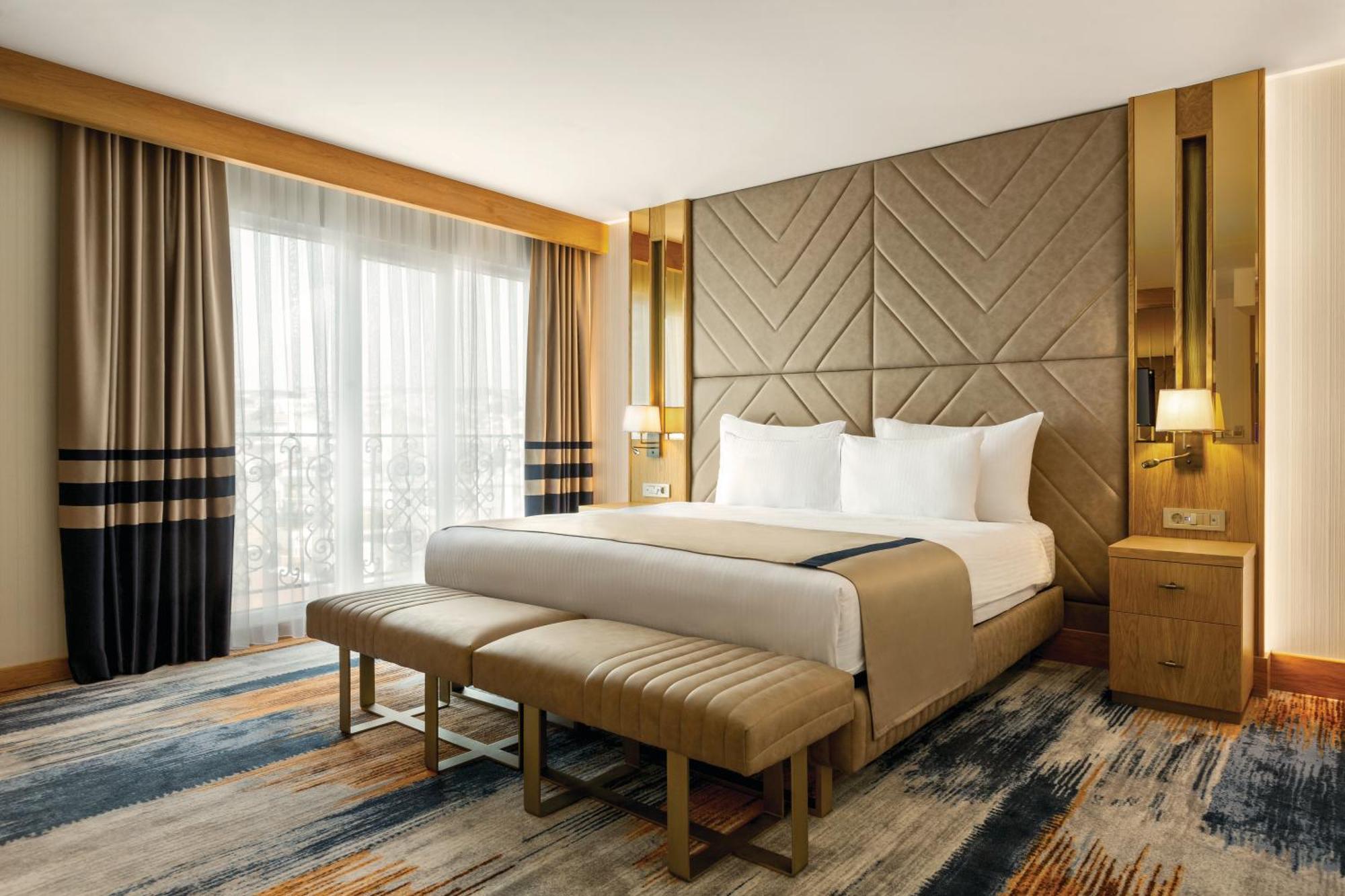 Days Inn By Wyndham Istanbul Bomonti Istambul Exterior foto