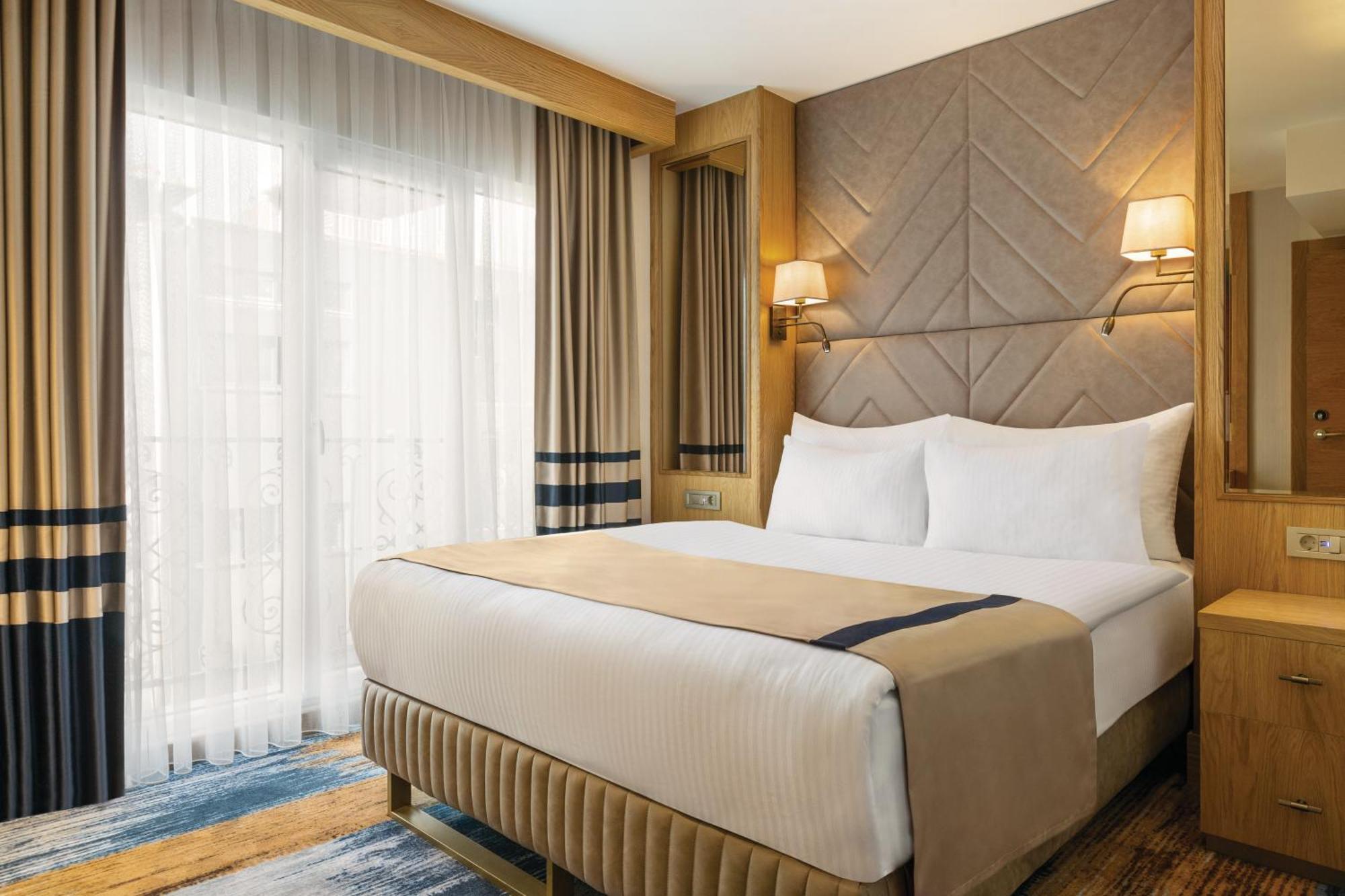 Days Inn By Wyndham Istanbul Bomonti Istambul Exterior foto