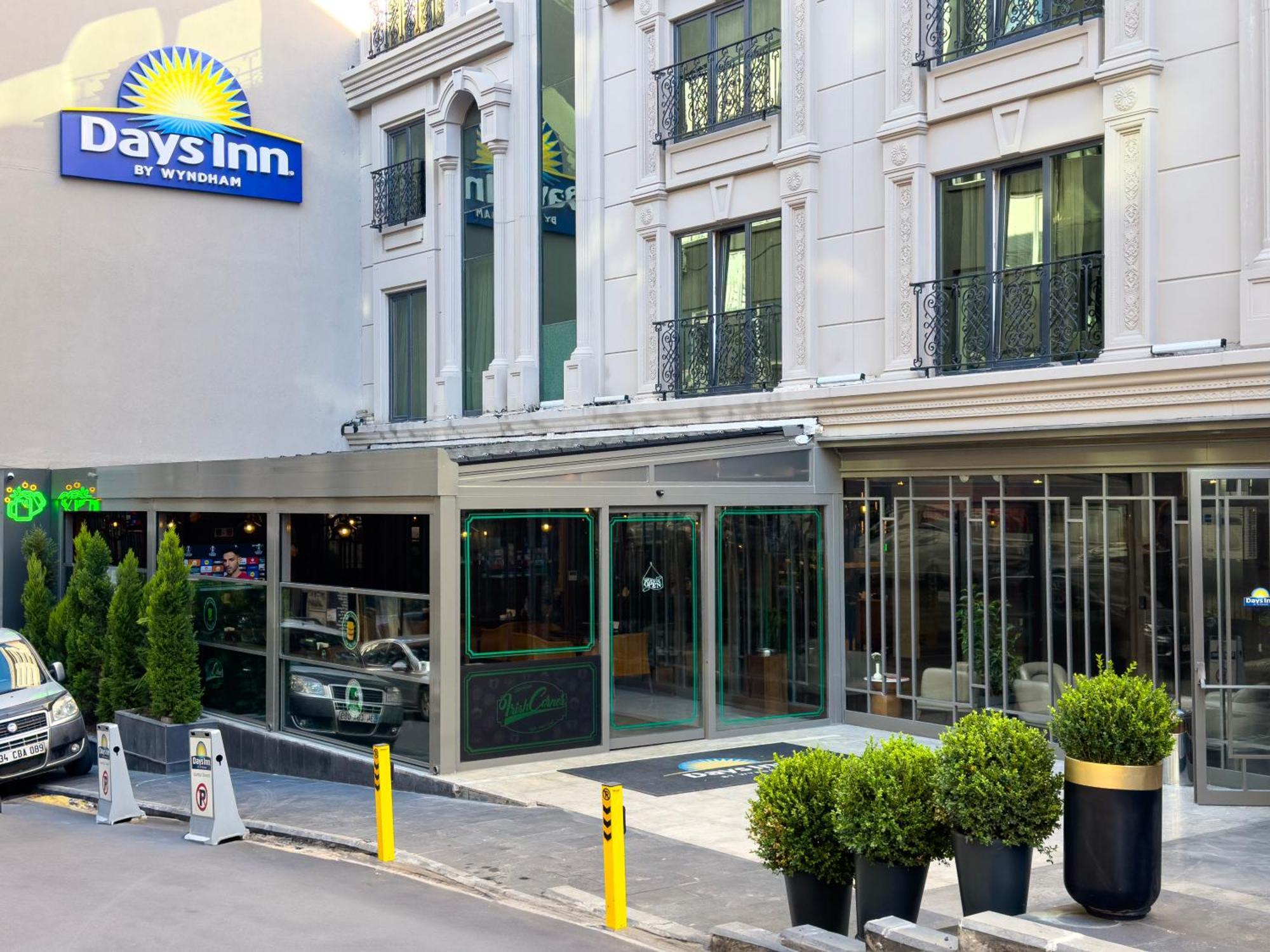 Days Inn By Wyndham Istanbul Bomonti Istambul Exterior foto